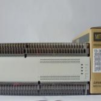 日本三菱 mitsubishi   PLC FX2N-128MR-001